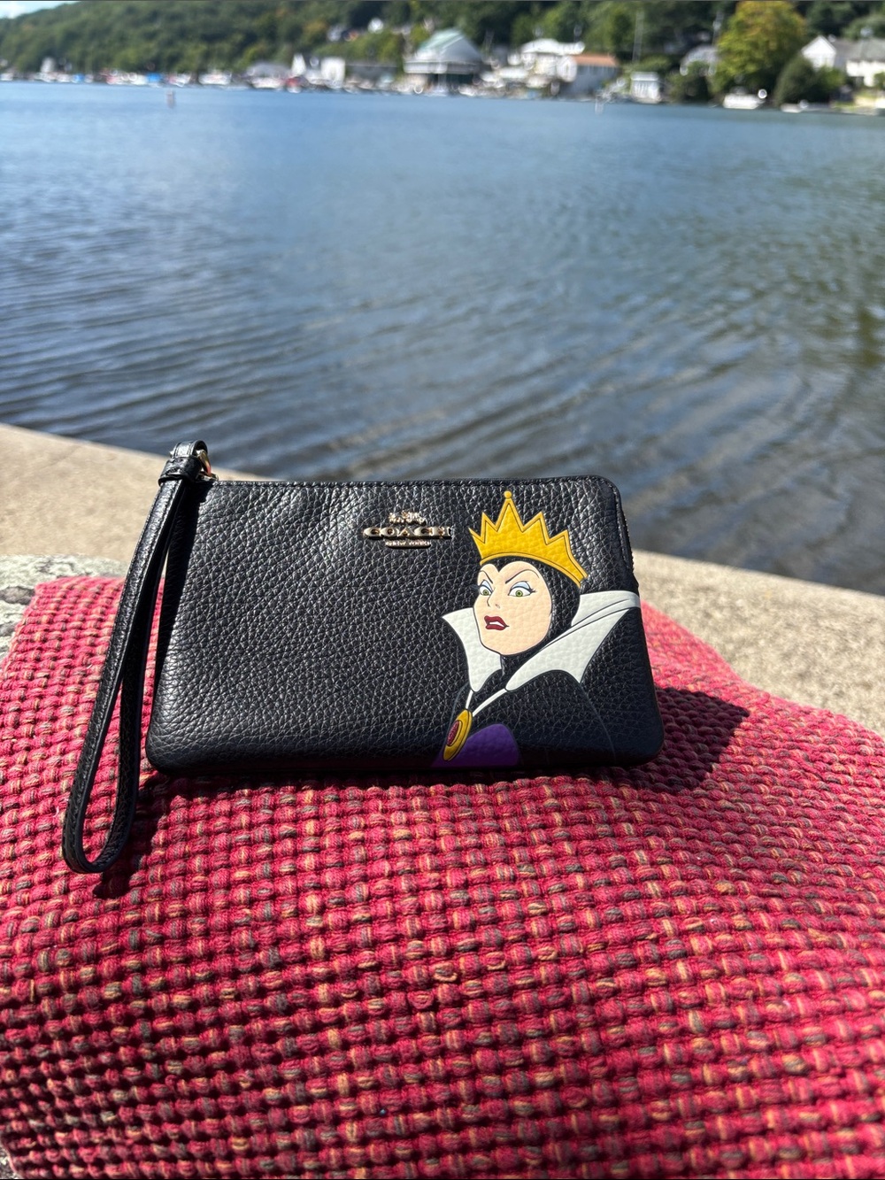 Coach Disney Evil Queen Motif Pebbled Black Leather Wristlet NWT